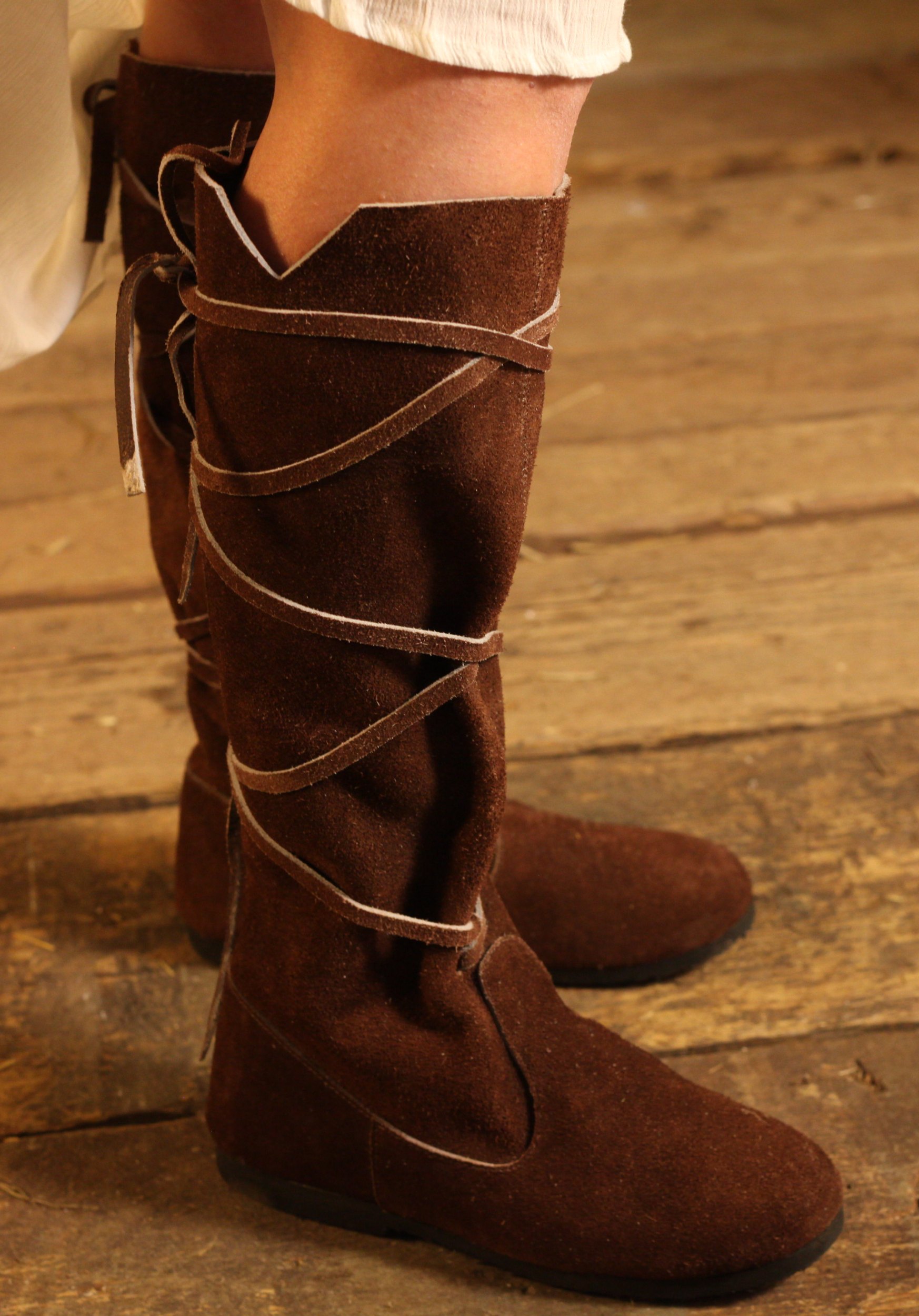 Mittelalterstiefel aus Wildleder Braun