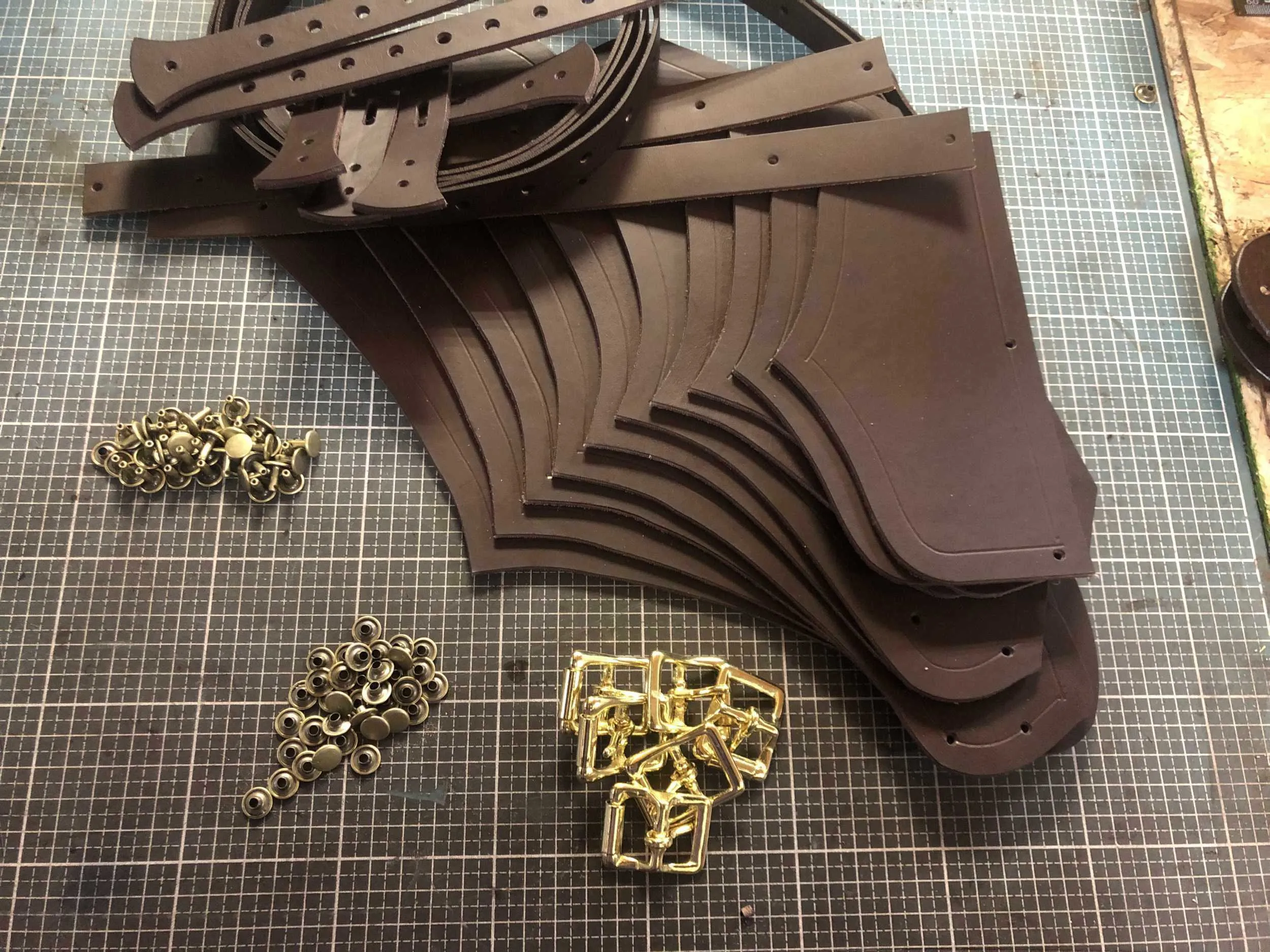 LARP Schulterrüstung DIY Bausatz