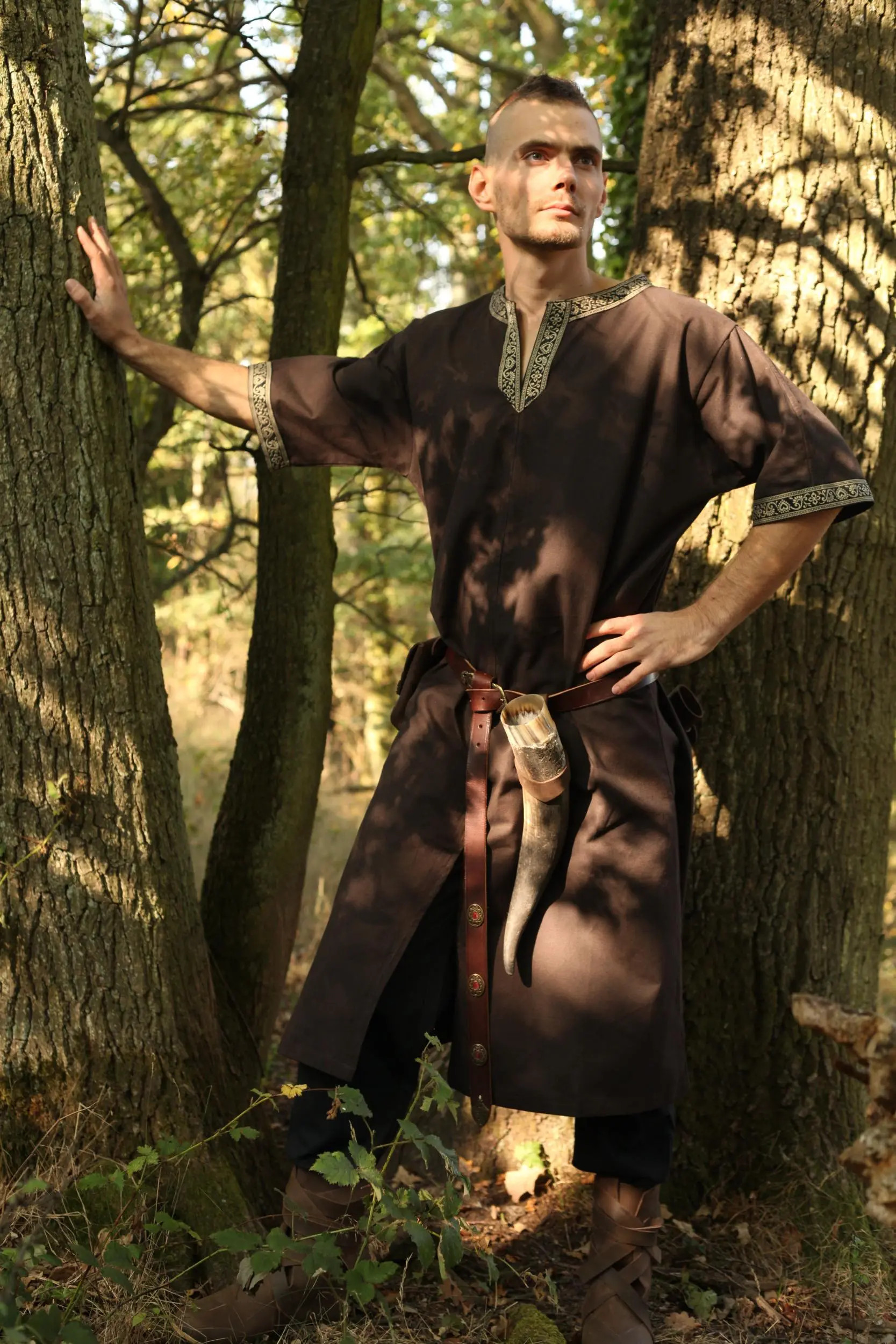 Kurzarm-Tunika mit Bordüre