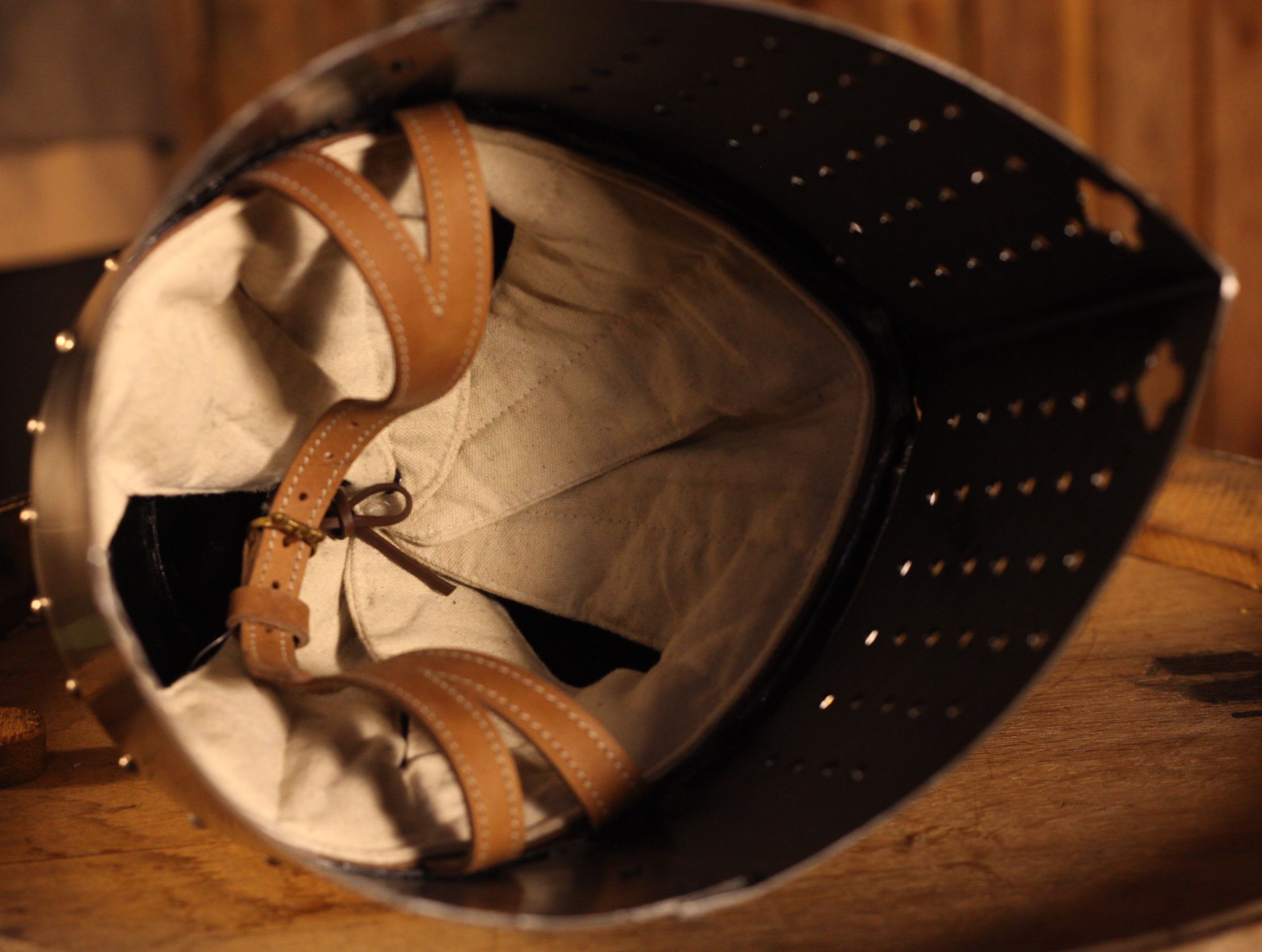 Mittelalterlicher Helm mit Visier, 1,6mm