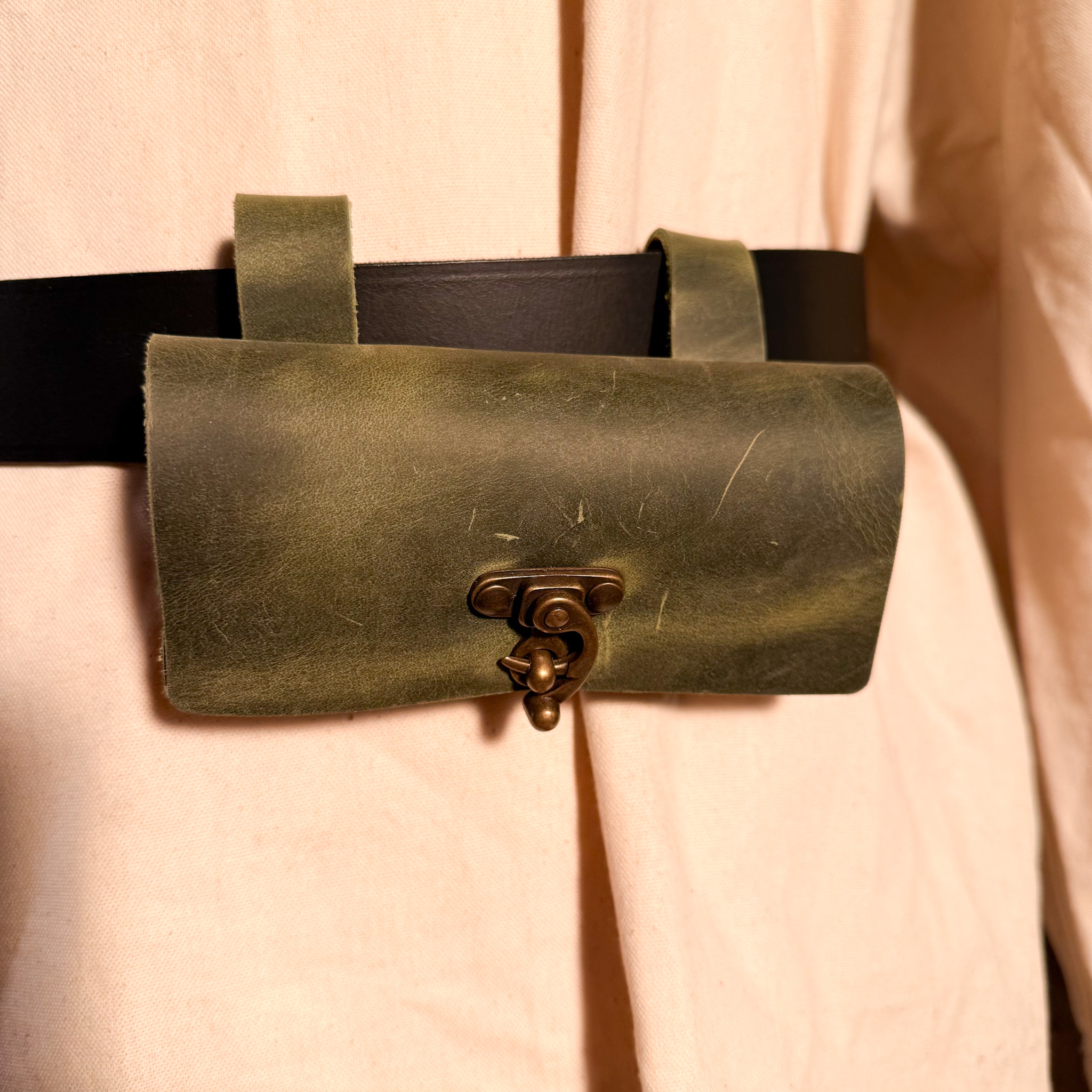 Trankhalter/Tranktasche Trio, viele Farben