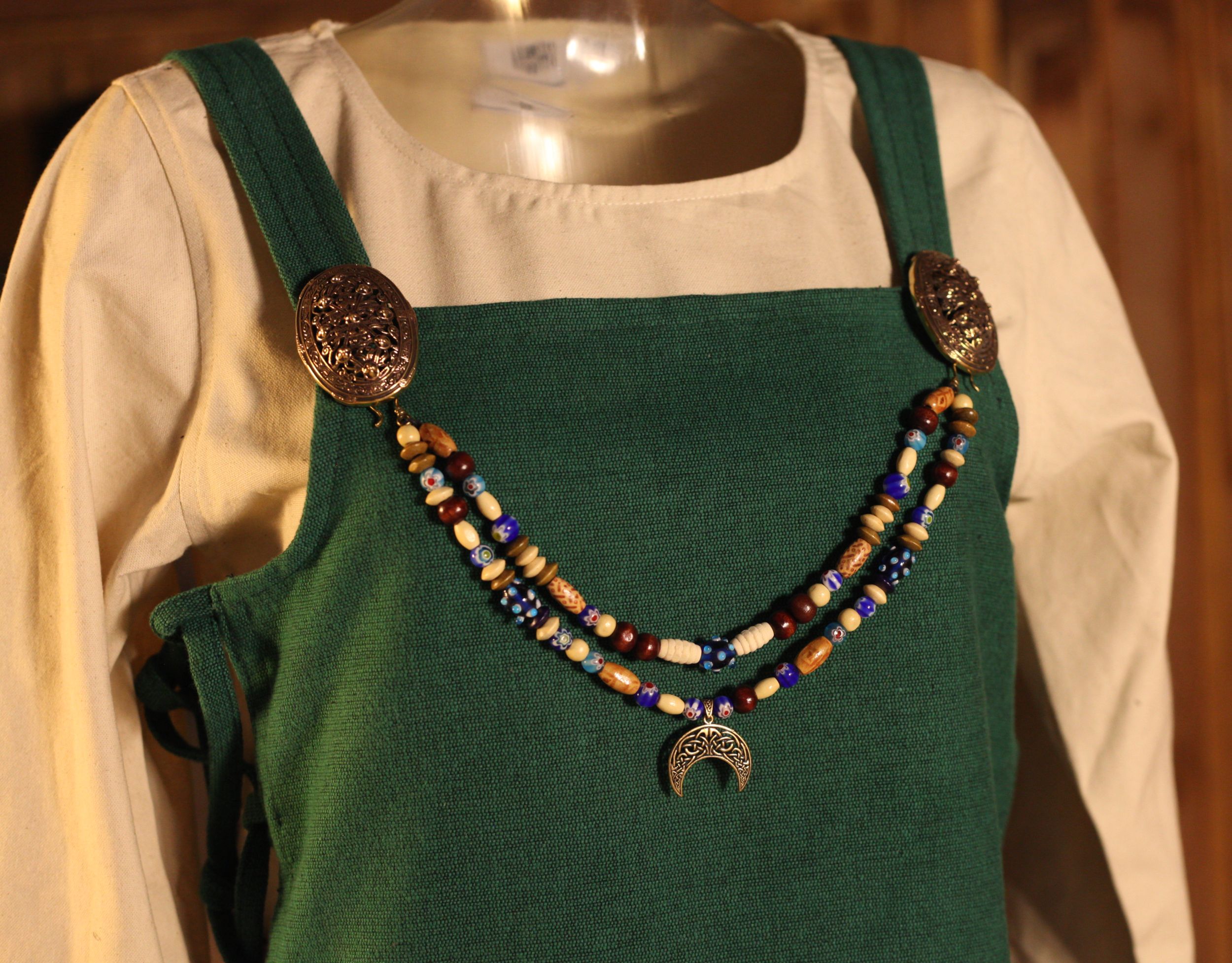 Fibelkette im Wikingerstil mit Lunula