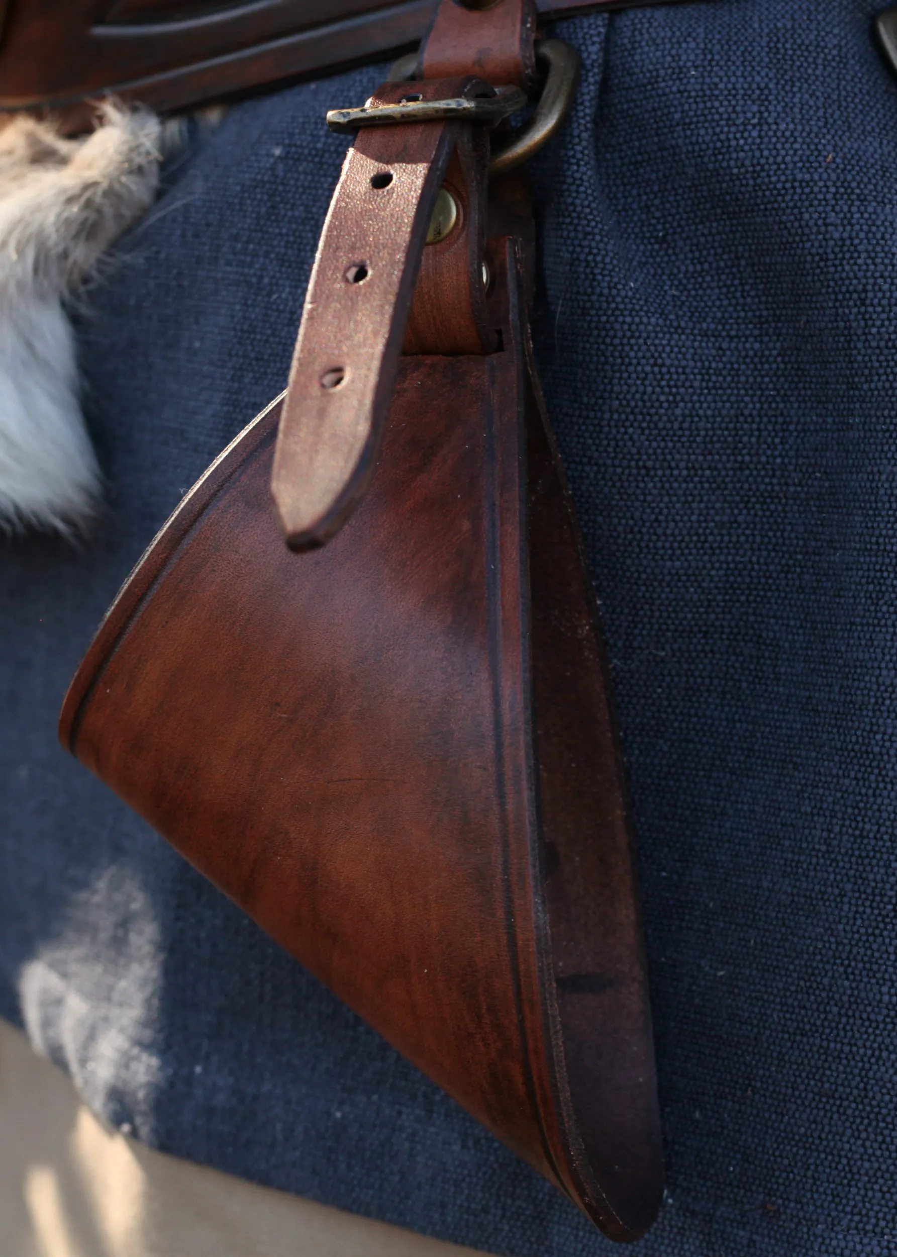 Schwerthalter aus Leder