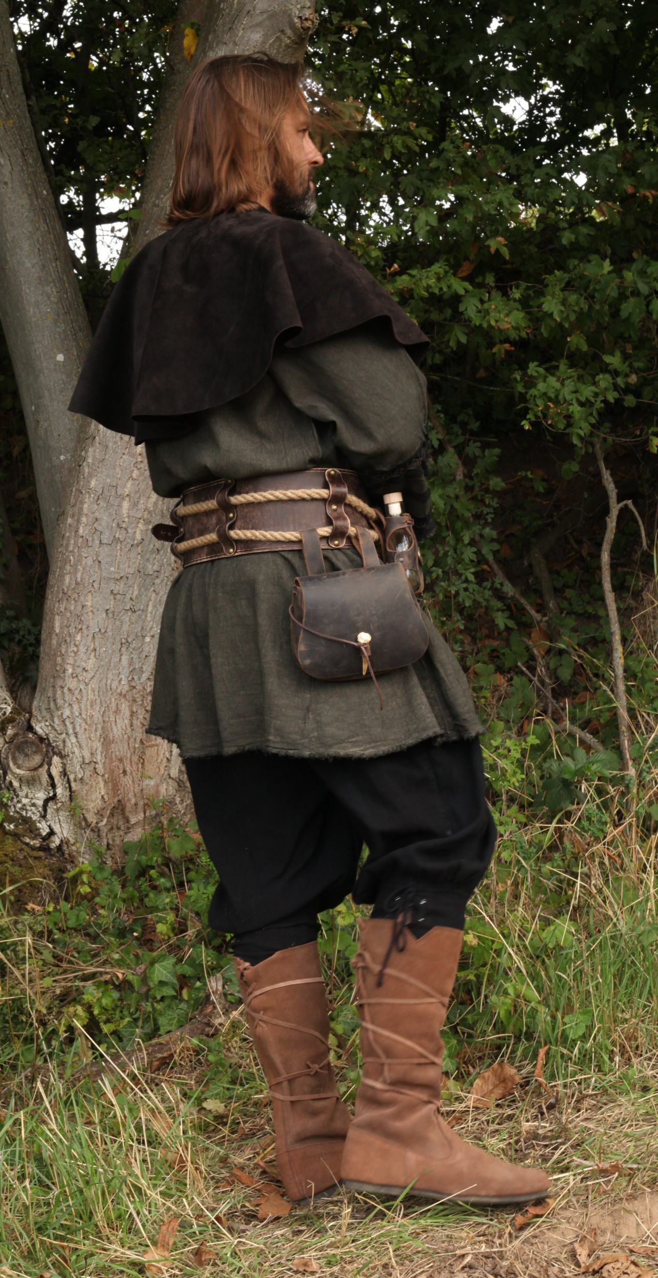 Mittelalterliche Tasche mit Geweihstange