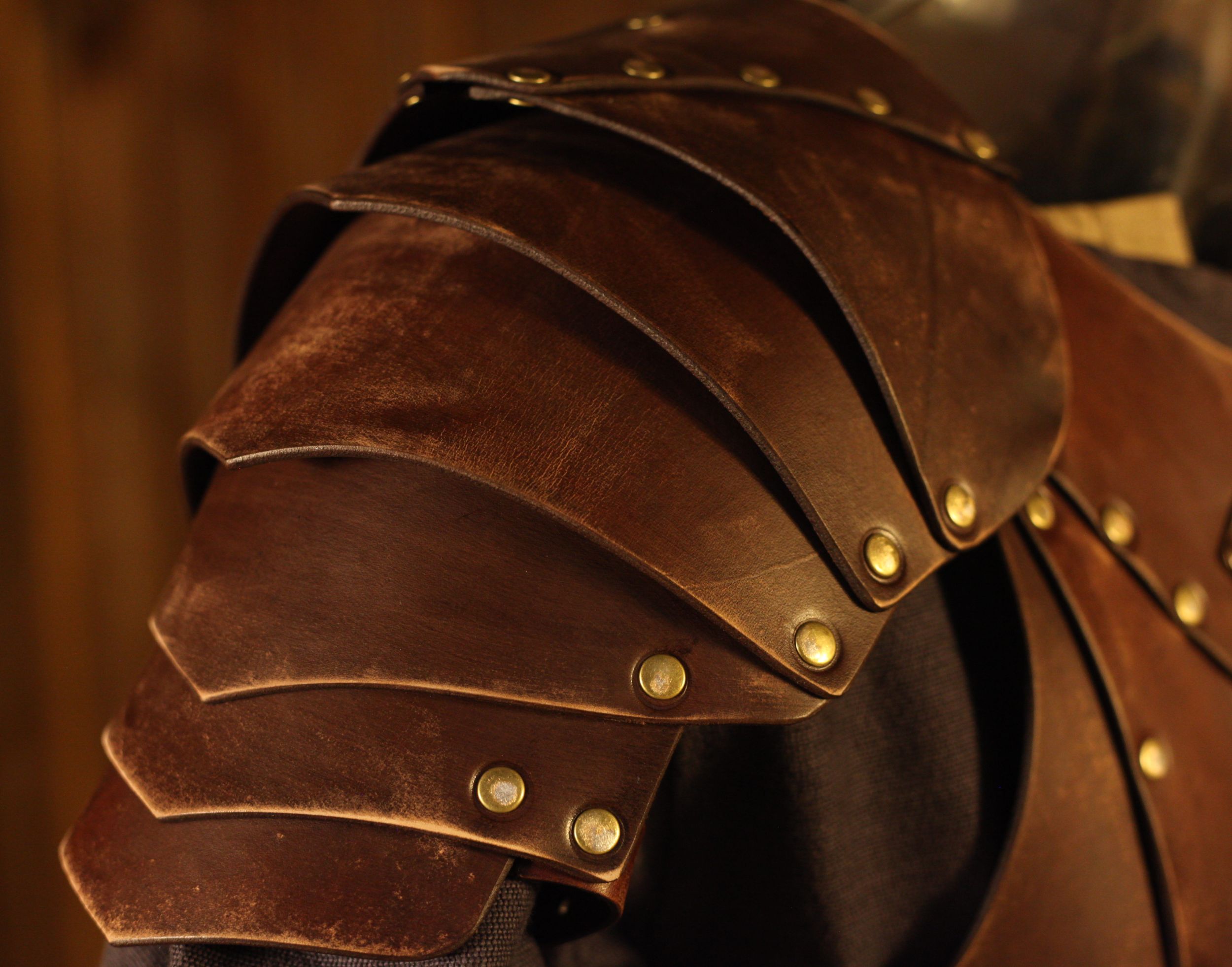 LARP Lederschulterrüstung Söldner