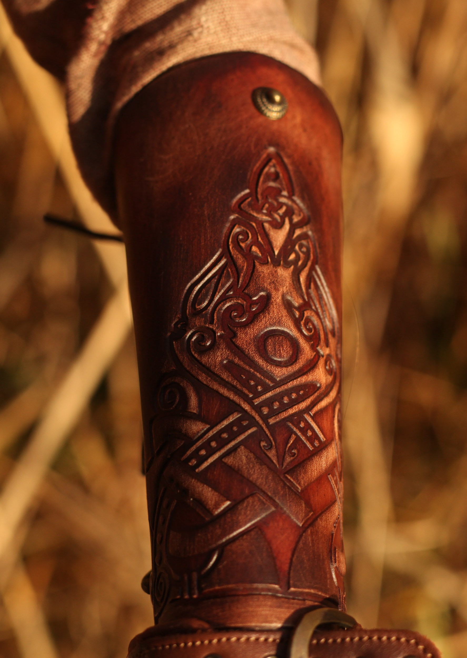 LARP Armschienen Schildmaid