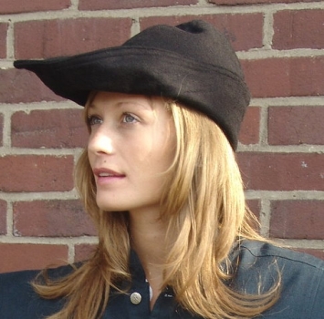 Robin Hood Hut aus Leder