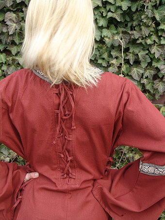 Mittelalterkleid mit seitlicher Schnürung