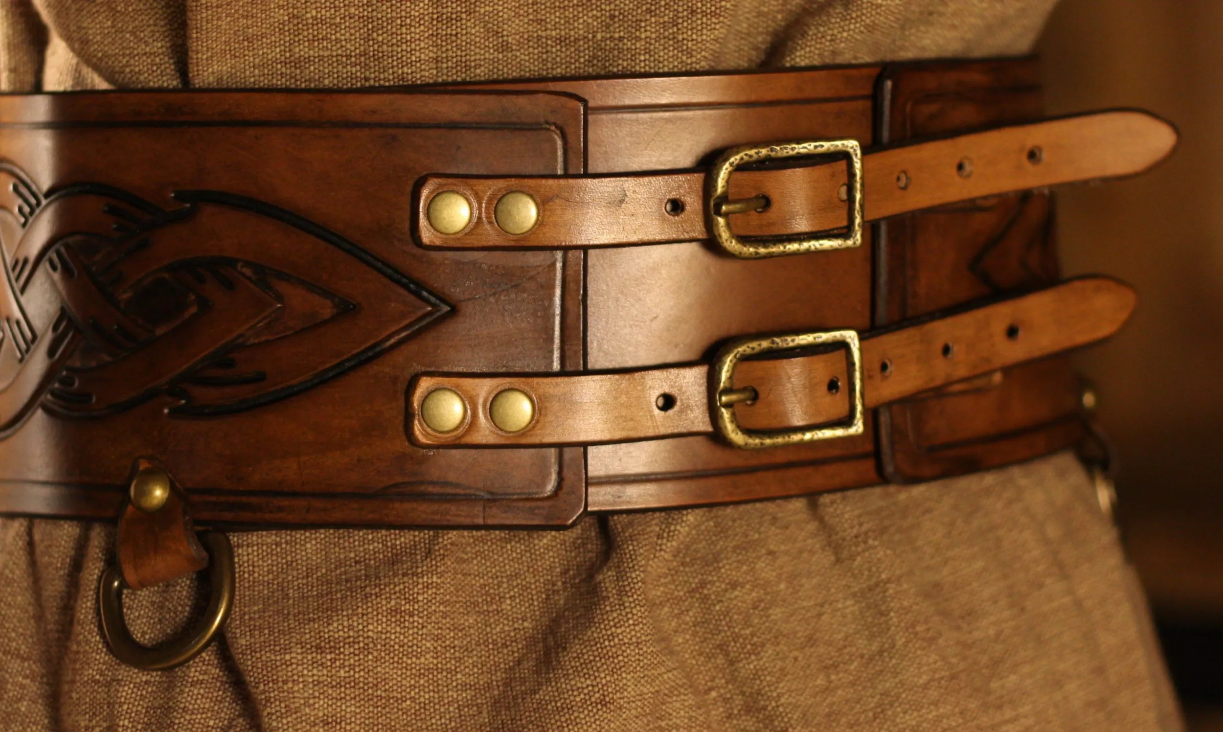 Wikingerbreitgürtel für Damen Tora 15cm