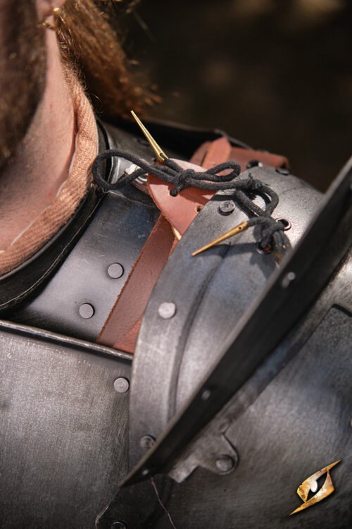 Schulterrüstung Hauptmann, Epic Dark