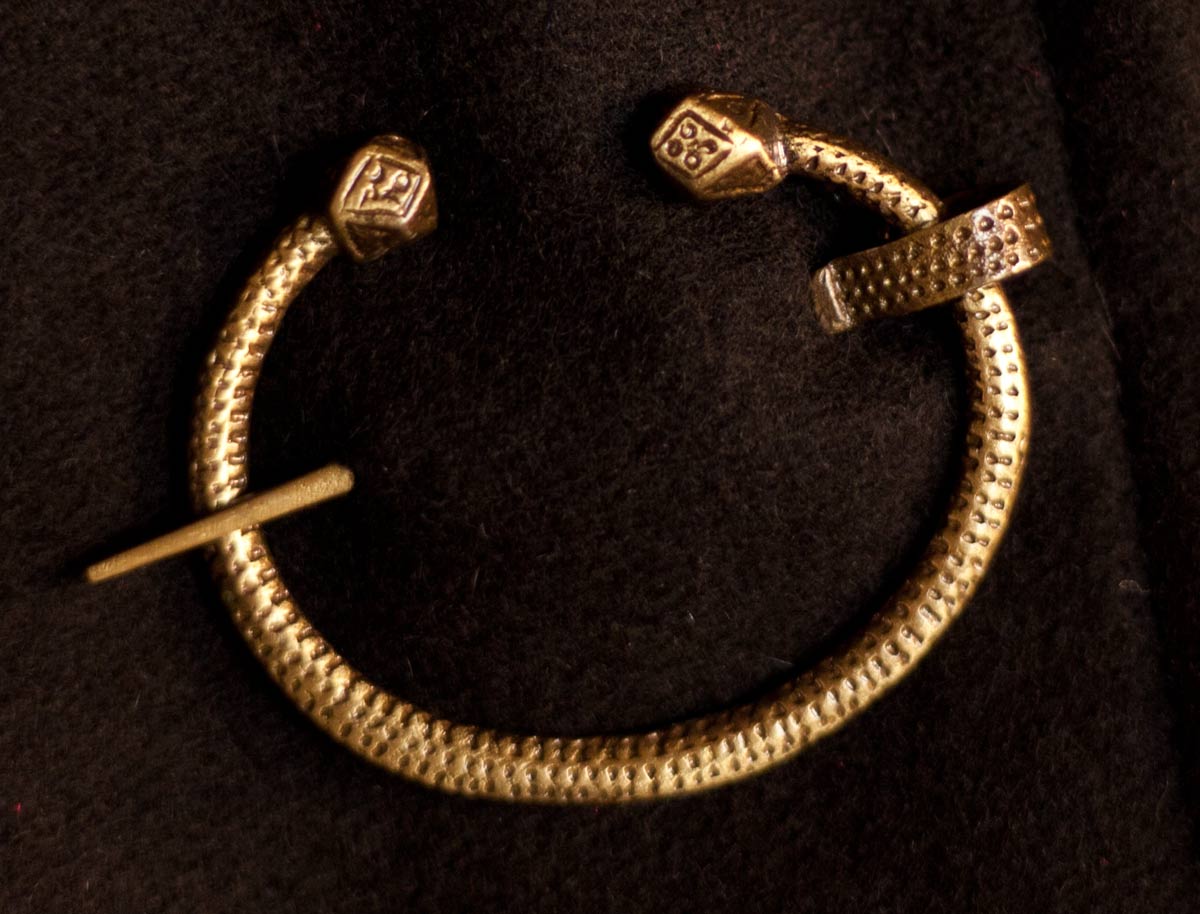 Wikinger-Fibel Polygon