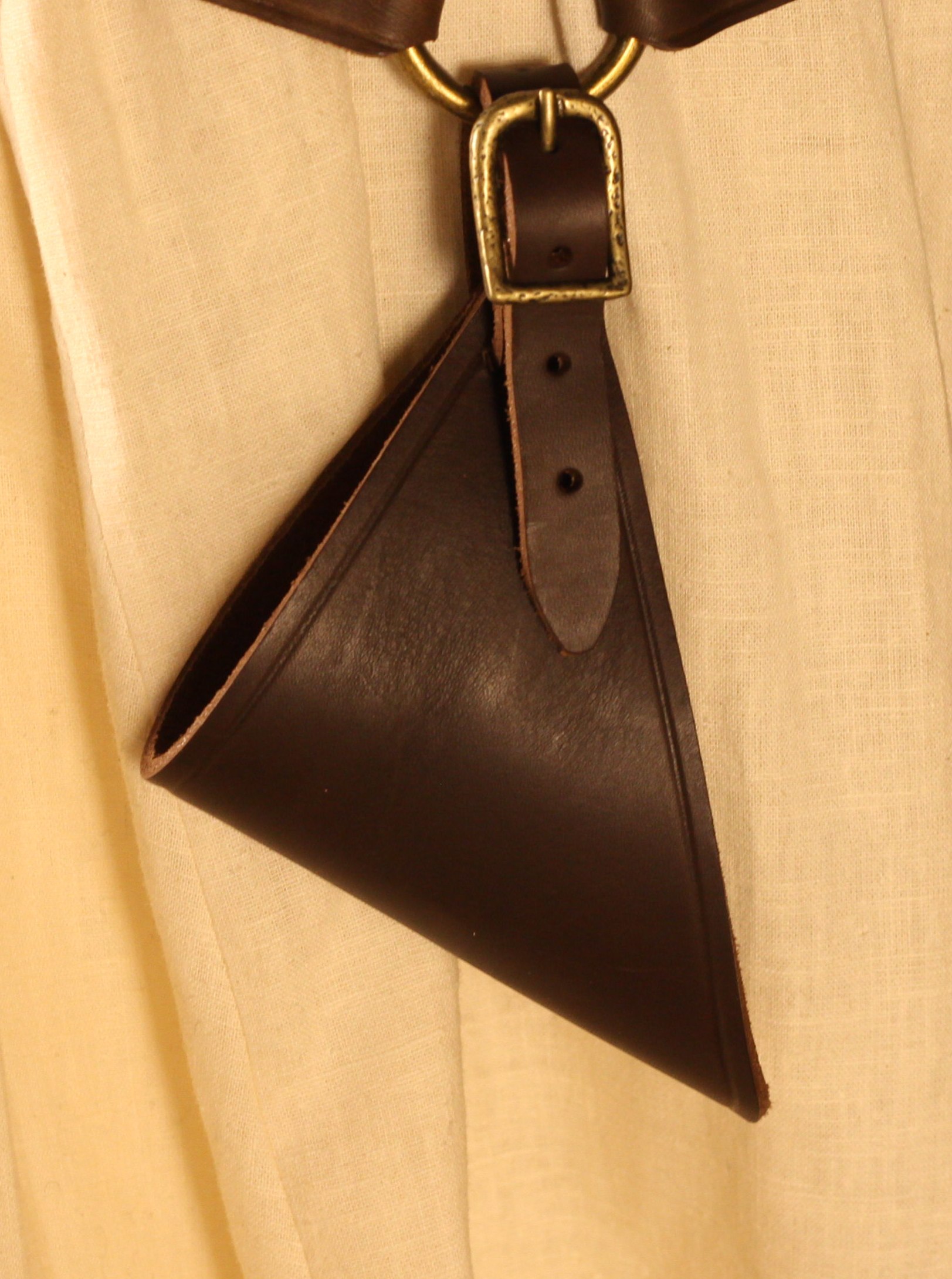 Schwerthalter aus Leder