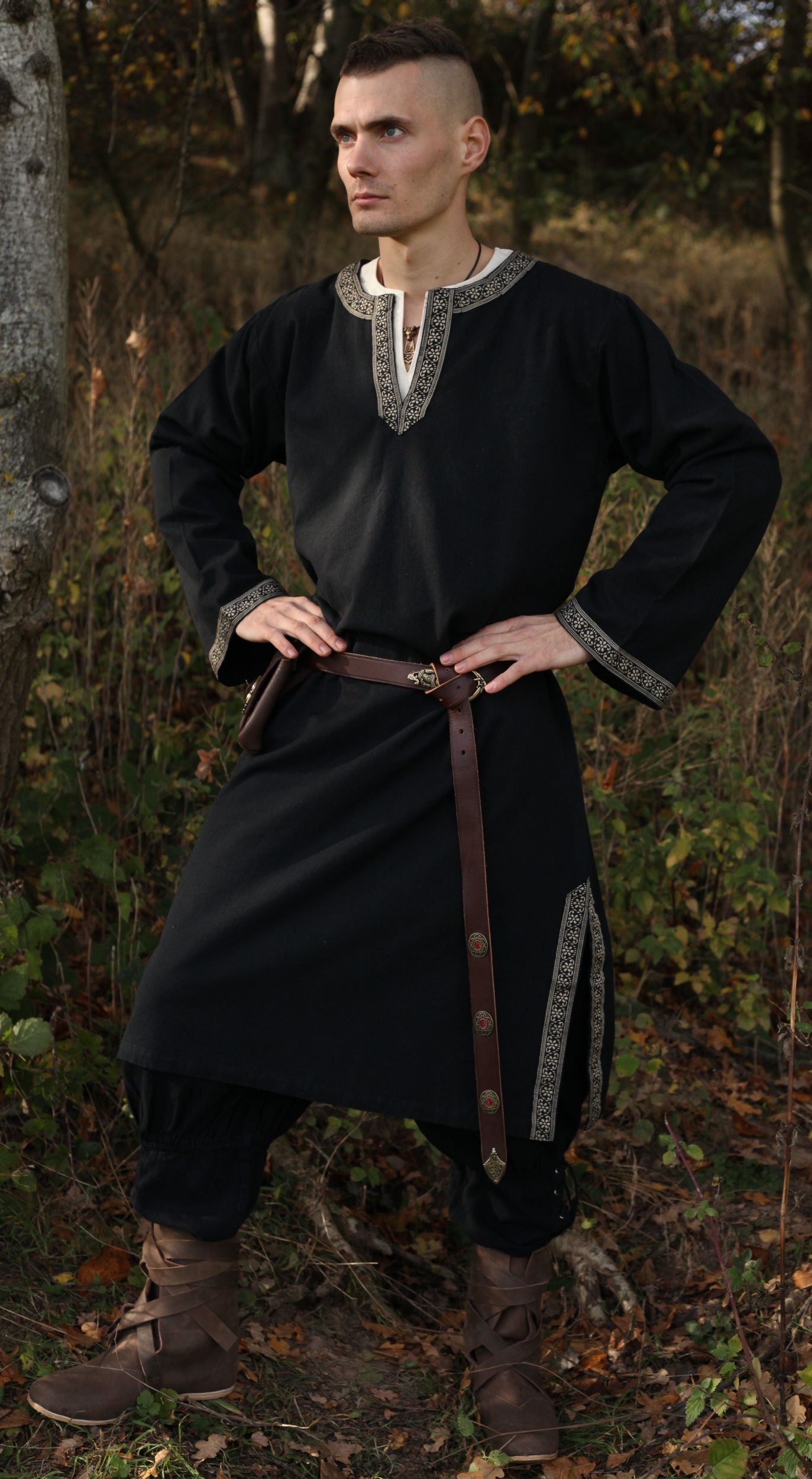 Langarm-Tunika mit Bordüre