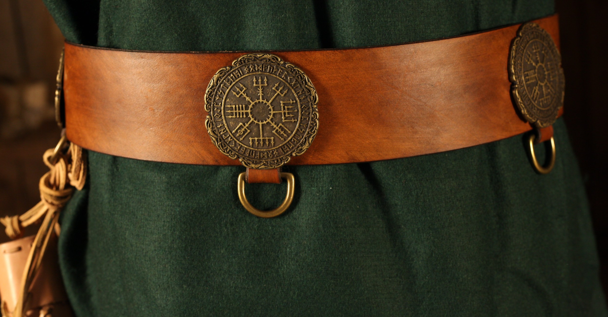 Wikingerbreitgürtel 7cm Vegvísir