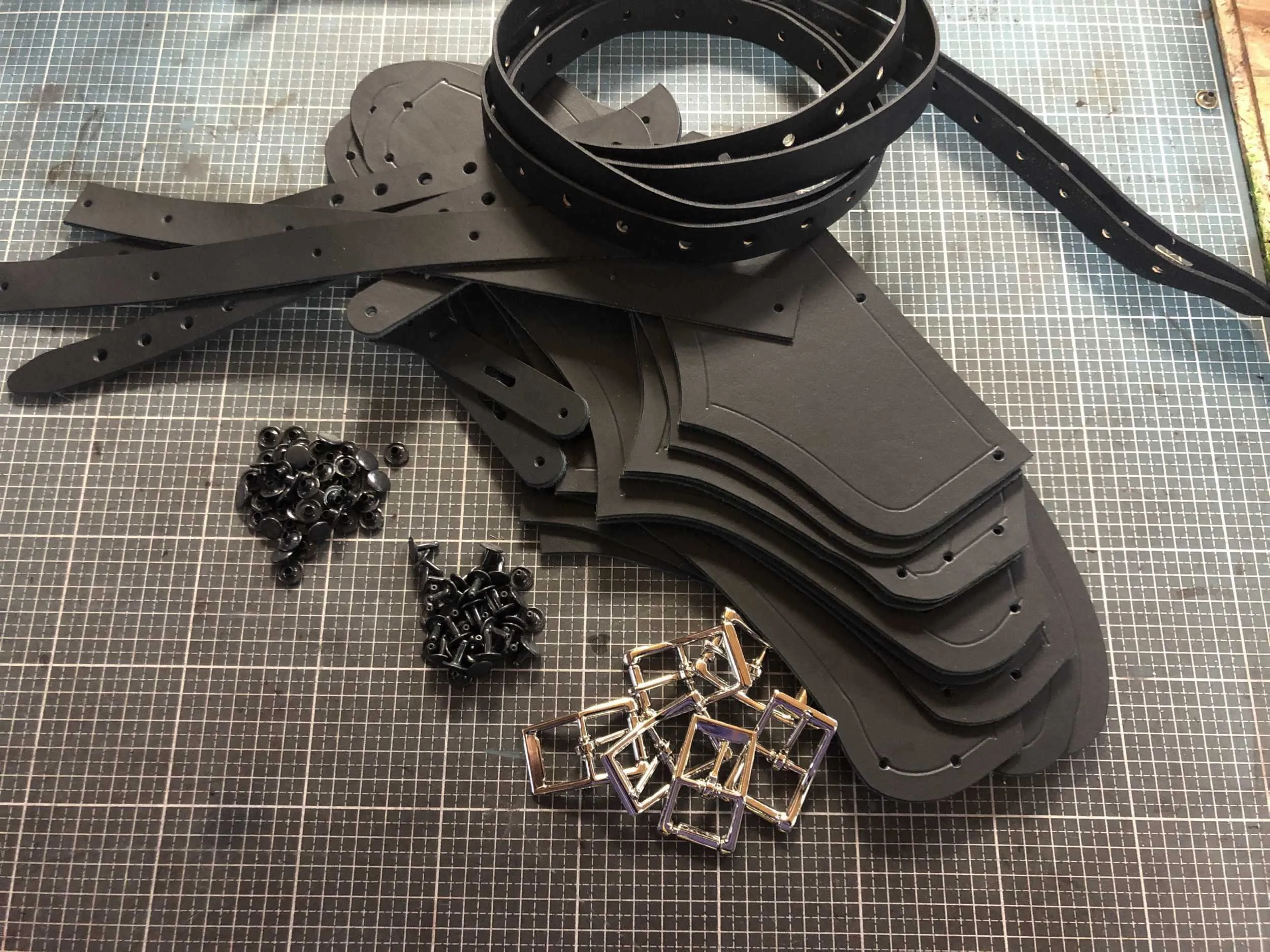 LARP Schulterrüstung DIY Bausatz