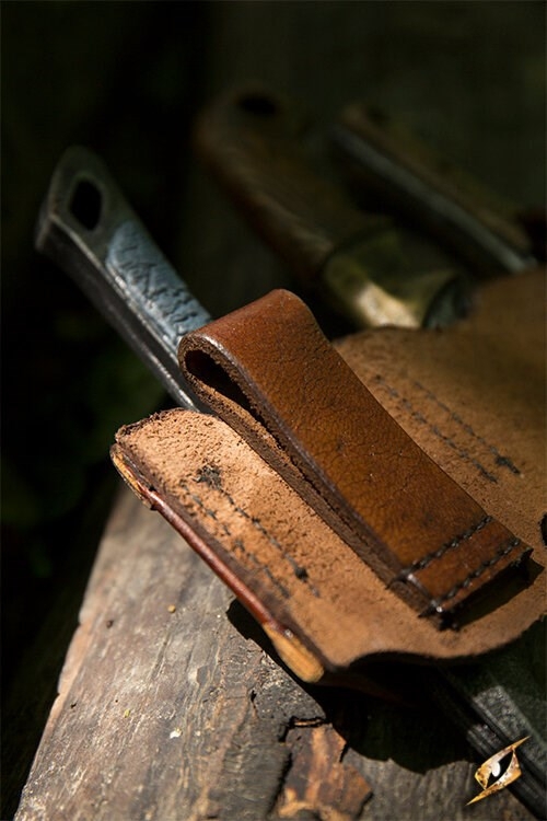 Messerset mit Halterung braun