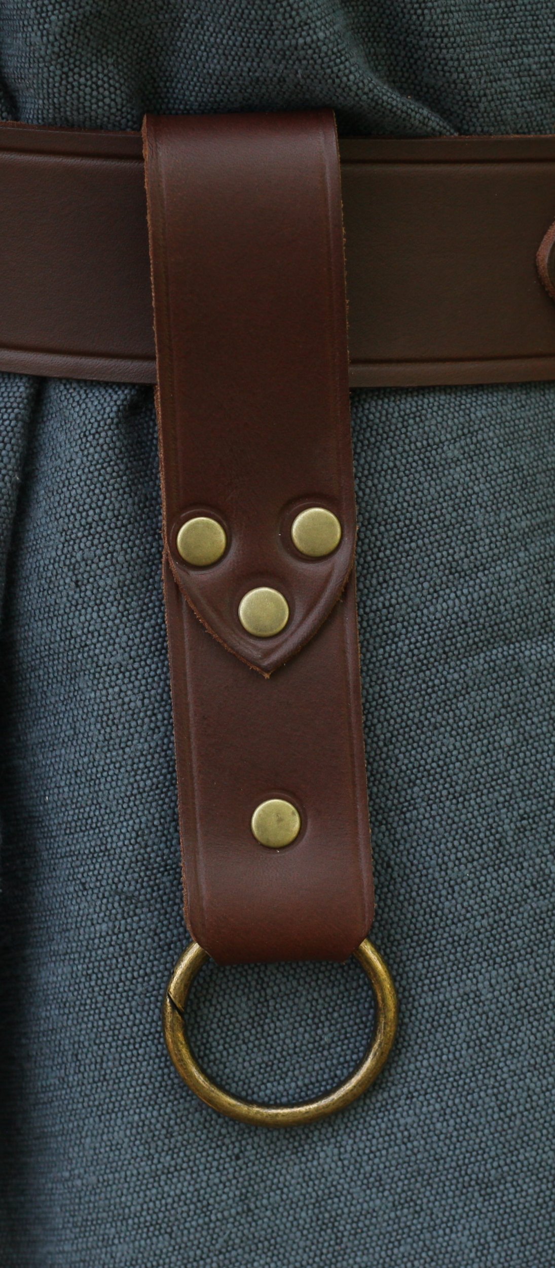 Gürtelschlaufe/Krughalter aus Leder mit Ring