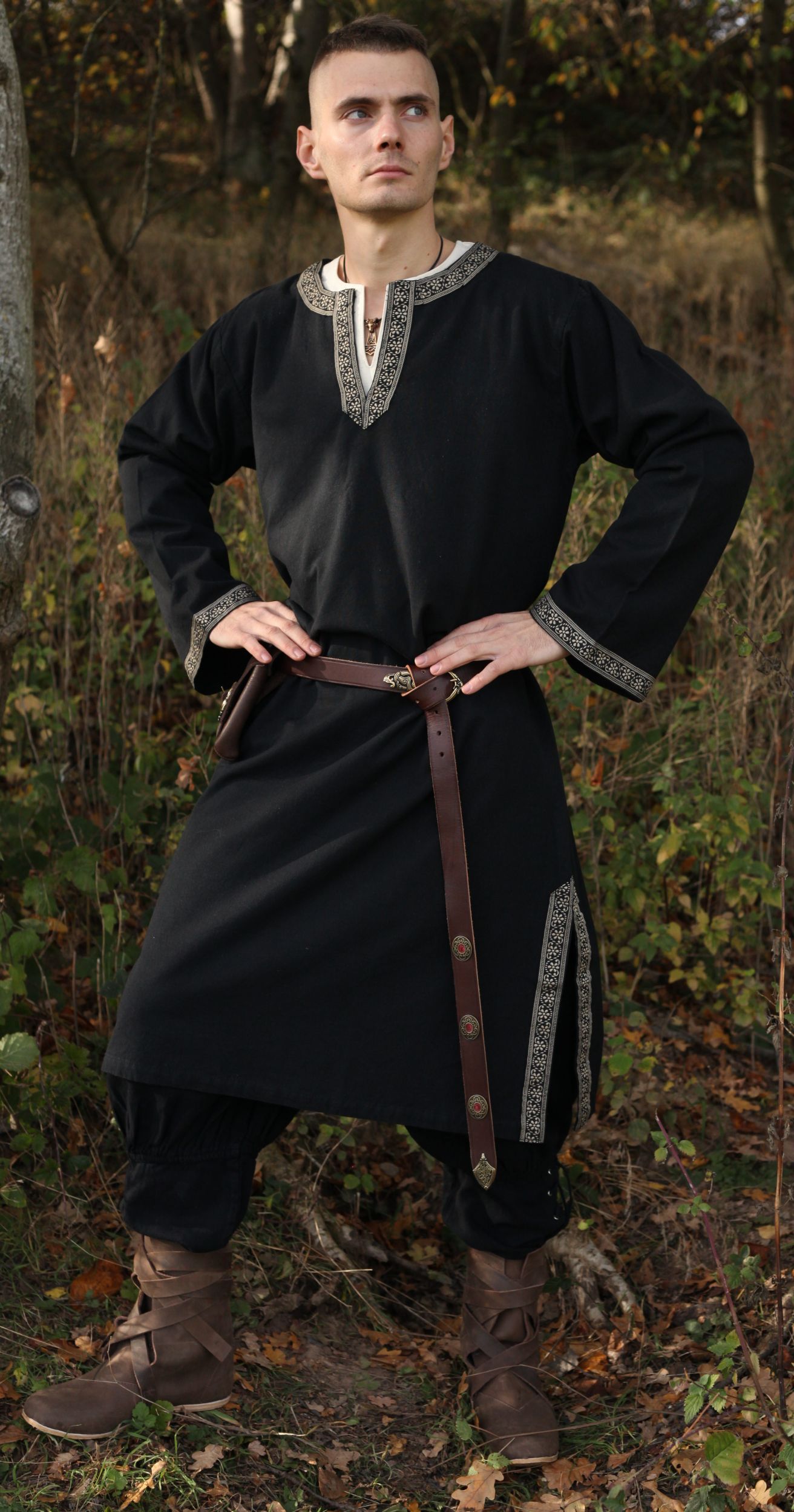 Langarm-Tunika mit Bordüre