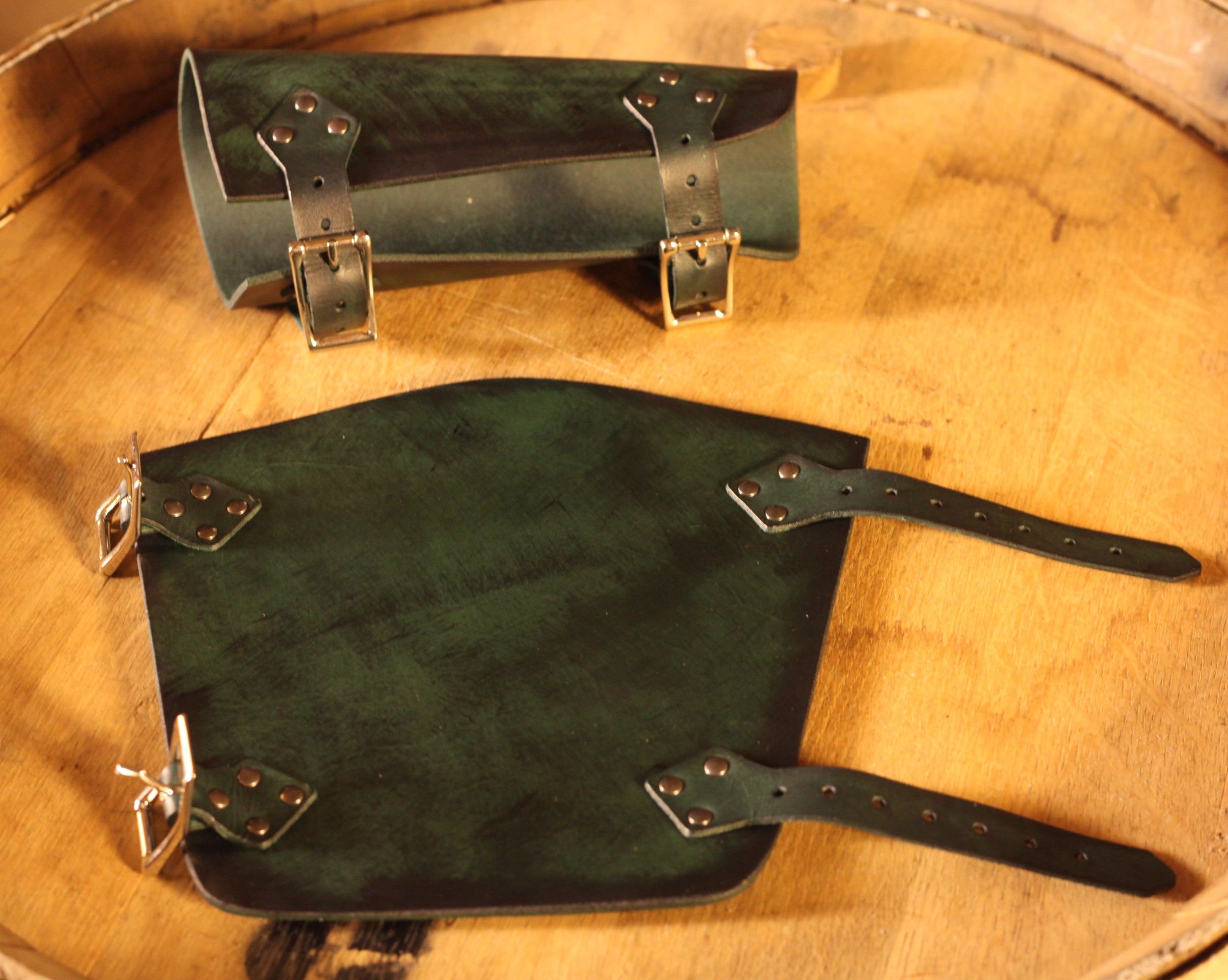 LARP Lederarmschienen mit Schnallen