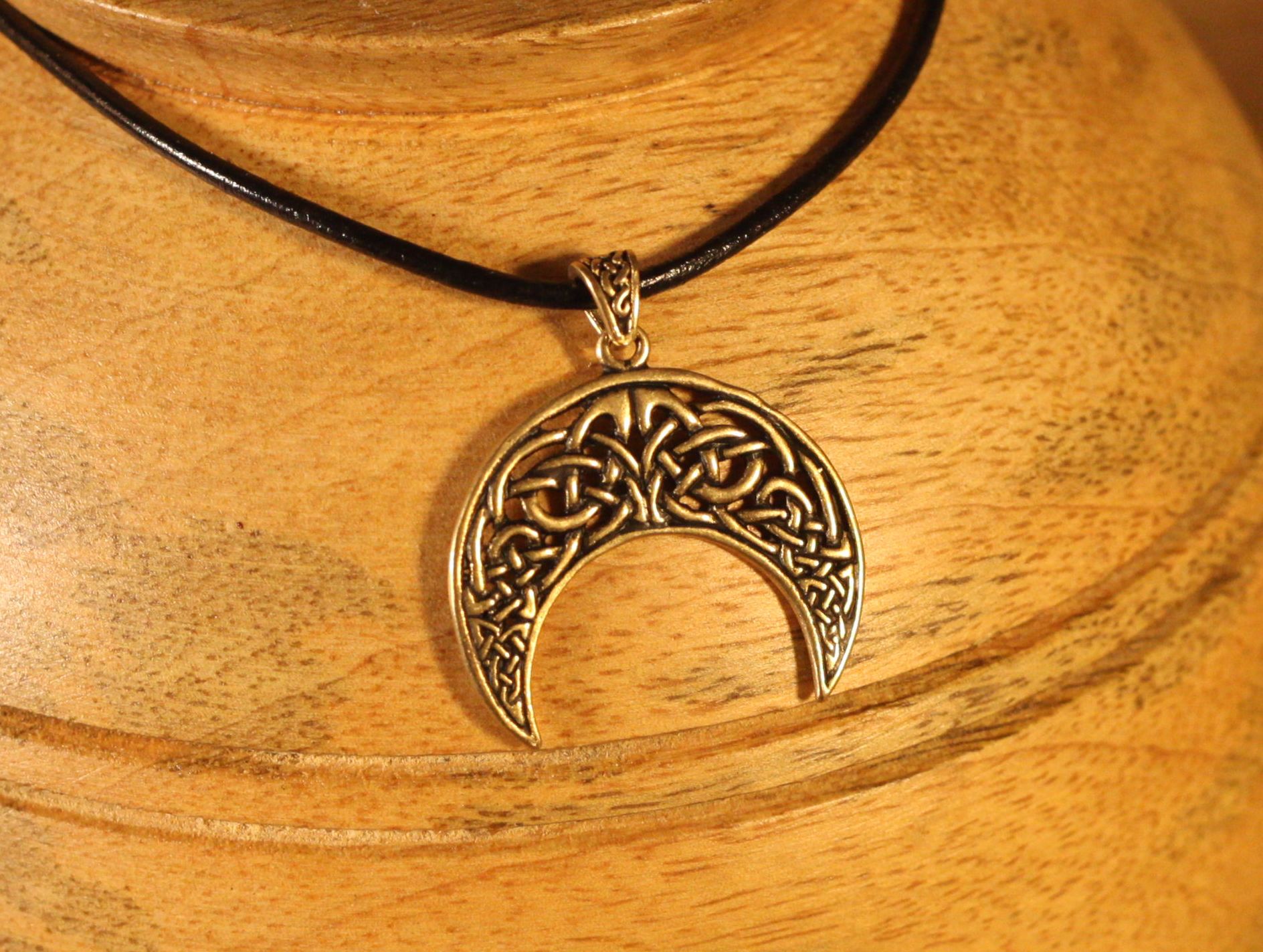 Keltischer Bronzeanhänger Lunula